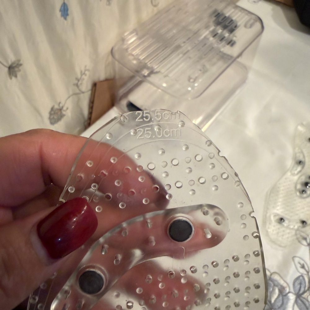 Women's Clear Shoe Insoles - Picture 2 of 5